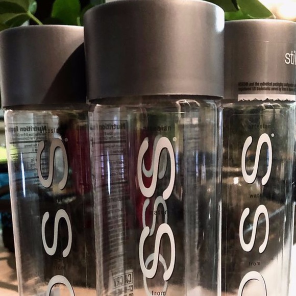 4 Empty VOSS Storage Bottles - FOOD SAFE -… - Picture 7 of 11